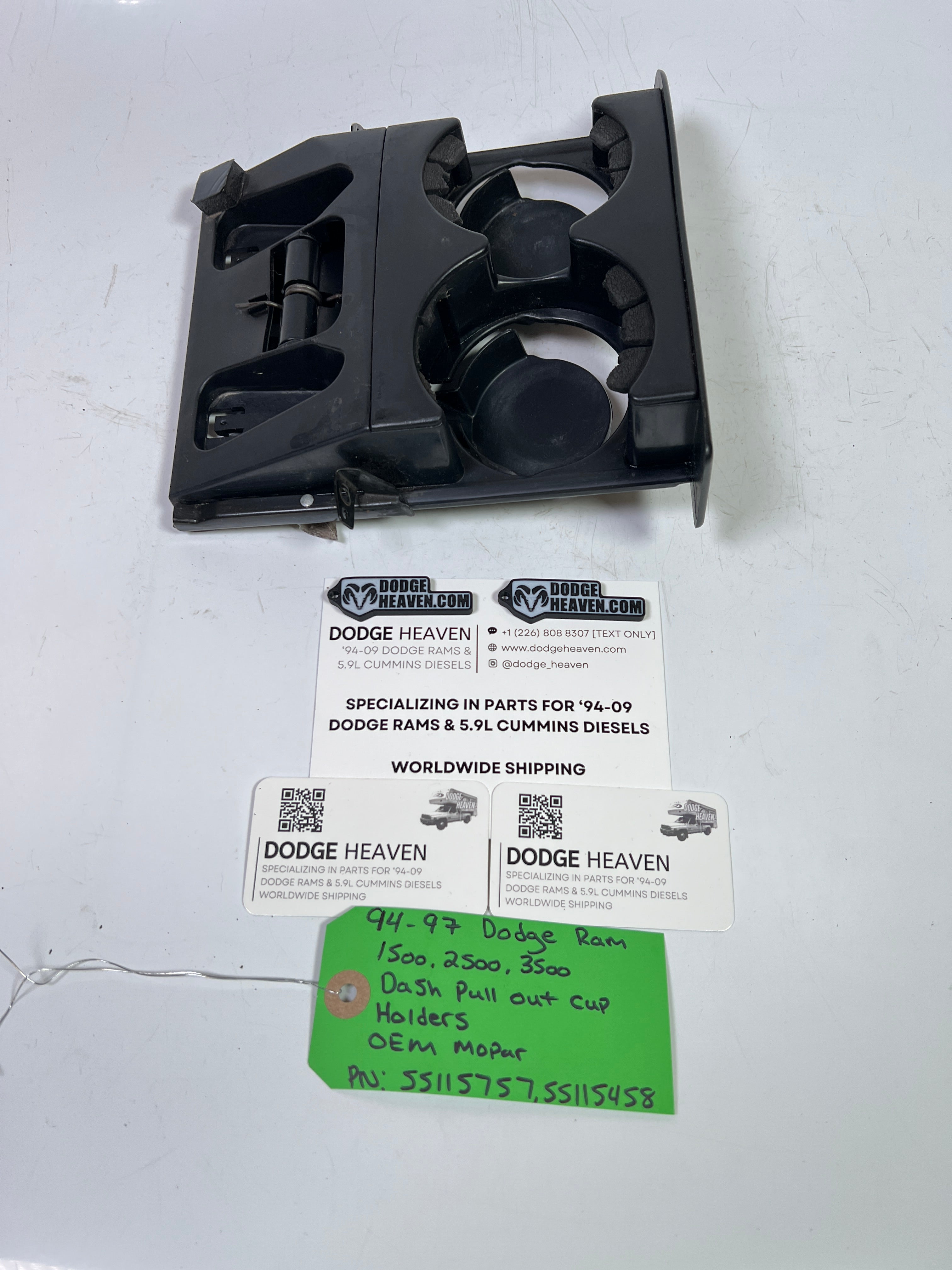 1994-1997 Dodge Ram 1500-3500 Dash Pull Out Cup Holders