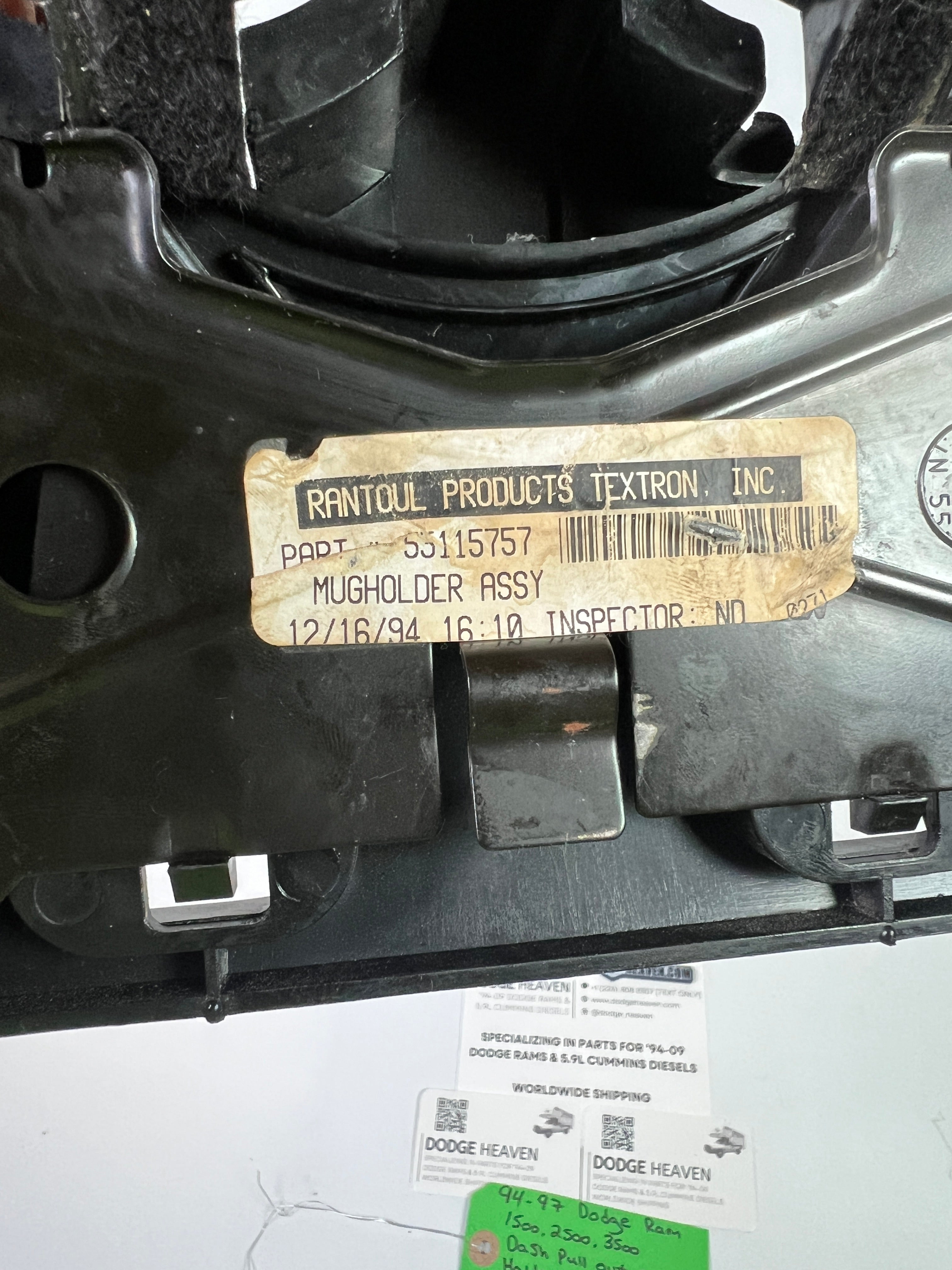 1994-1997 Dodge Ram 1500-3500 Dash Pull Out Cup Holders