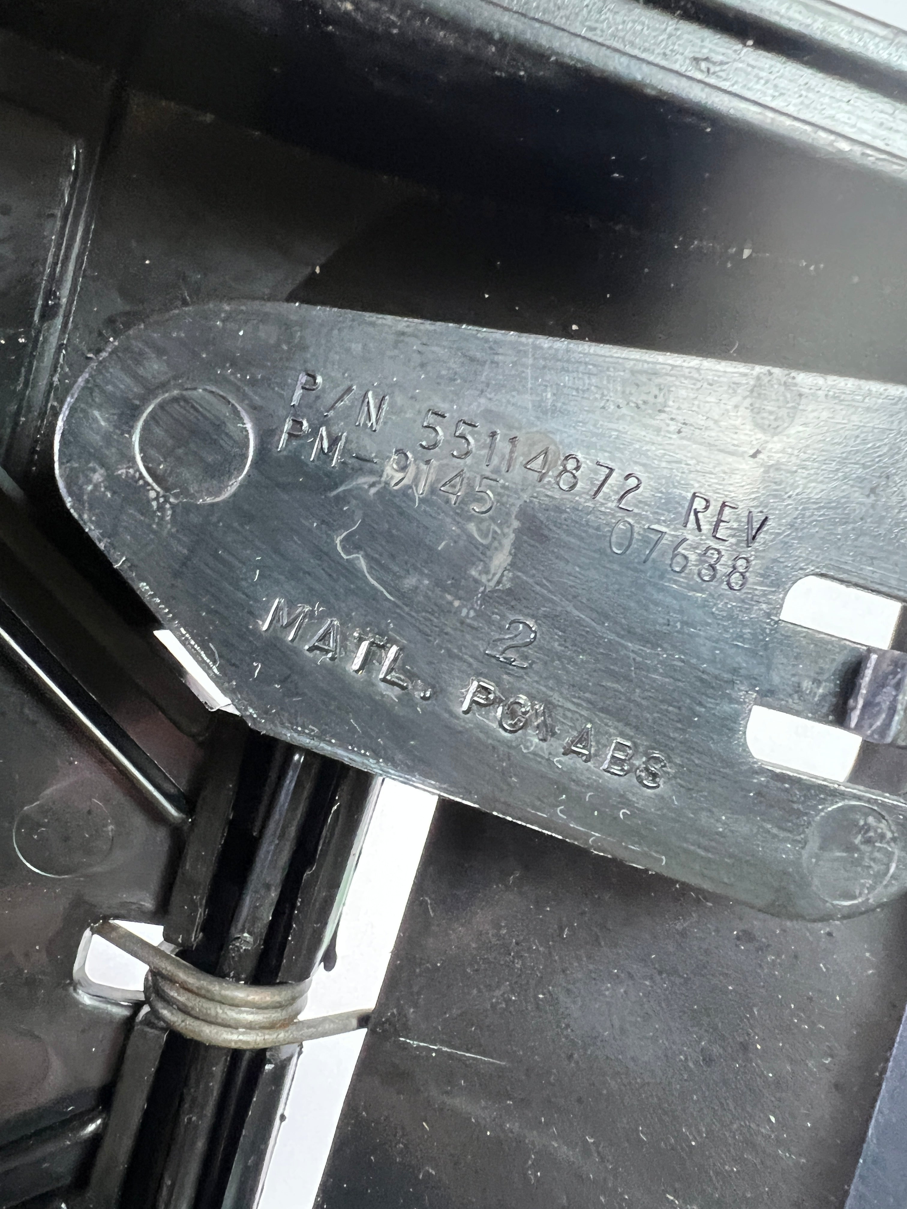 1994-1997 Dodge Ram 1500-3500 Dash Pull Out Cup Holders