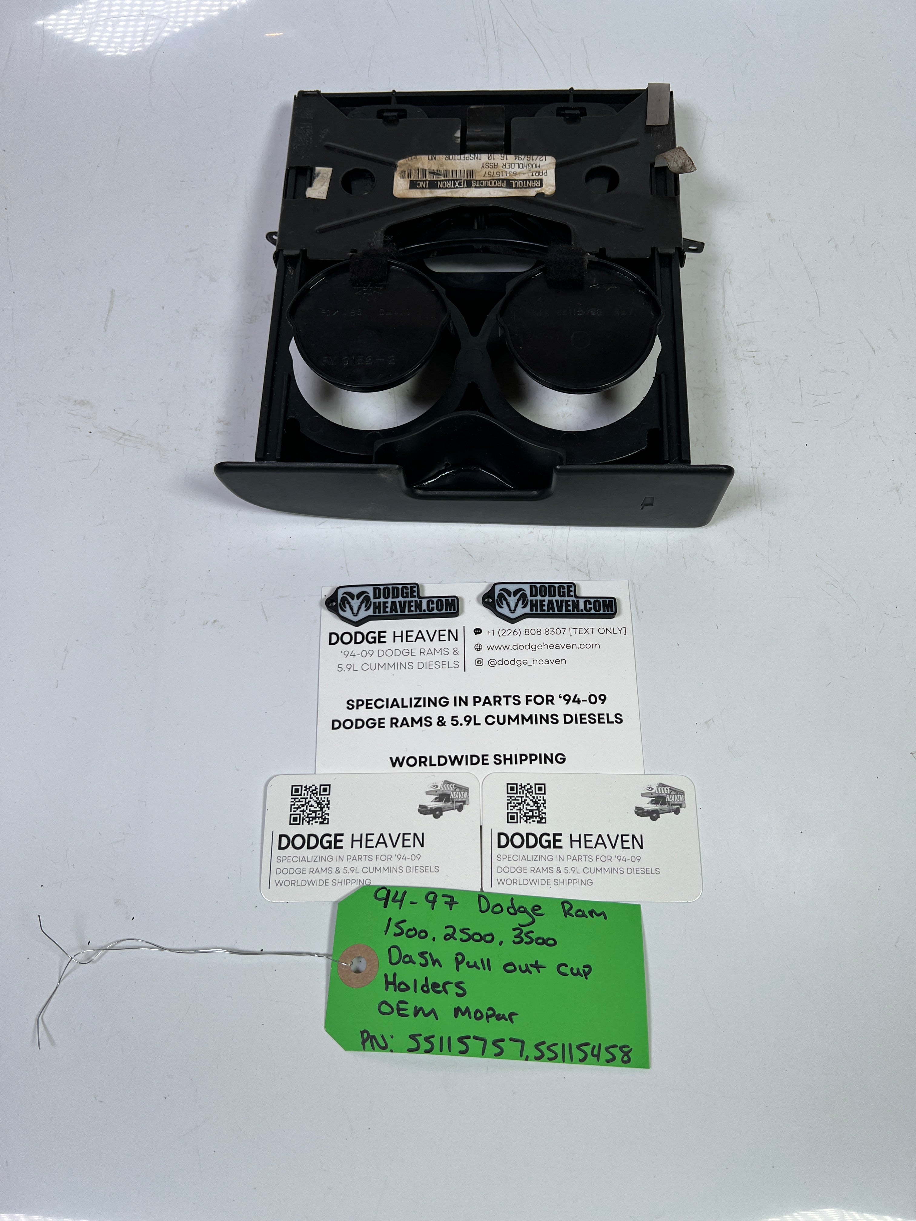 1994-1997 Dodge Ram 1500-3500 Dash Pull Out Cup Holders