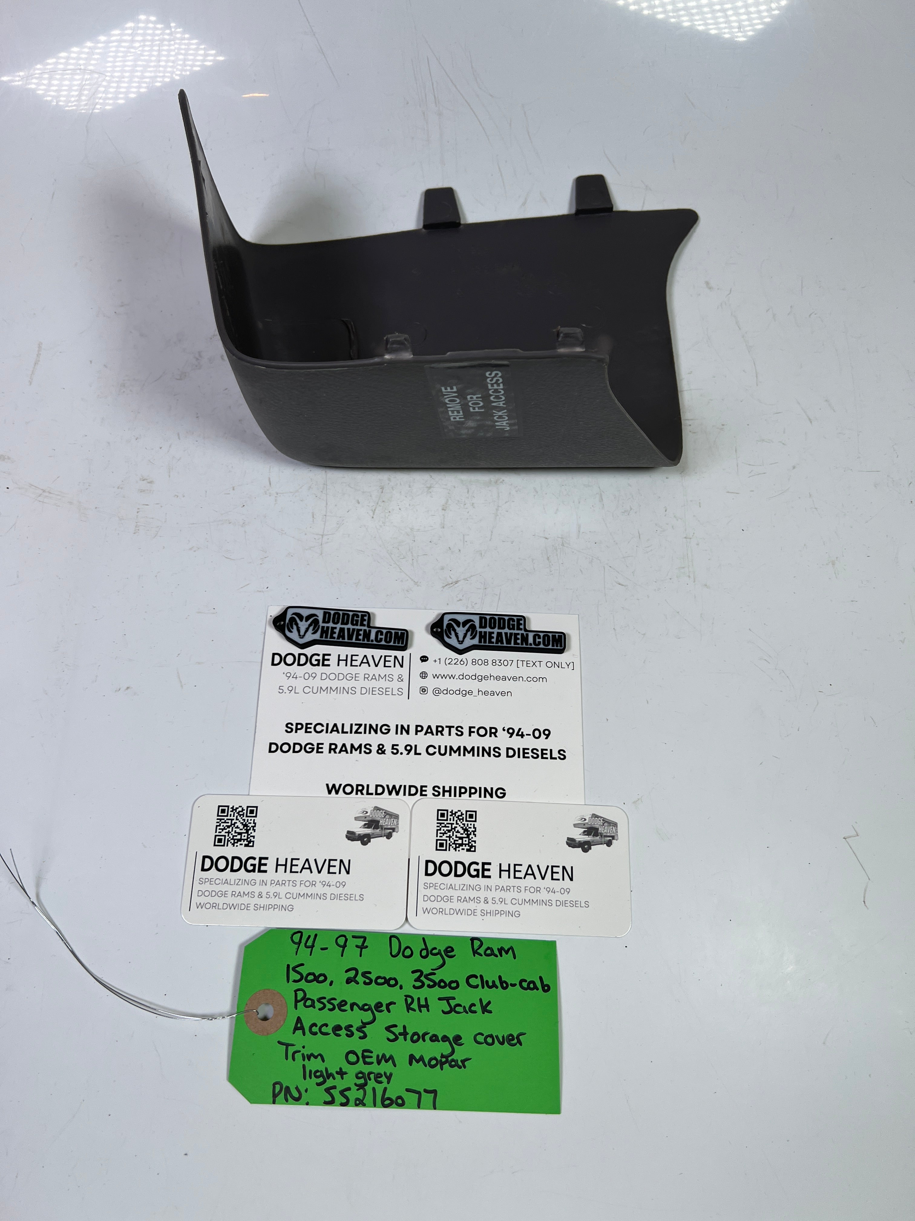 1994-1997 Dodge Ram 1500-3500 Club Cab Jack Access Storage Cover Light Grey