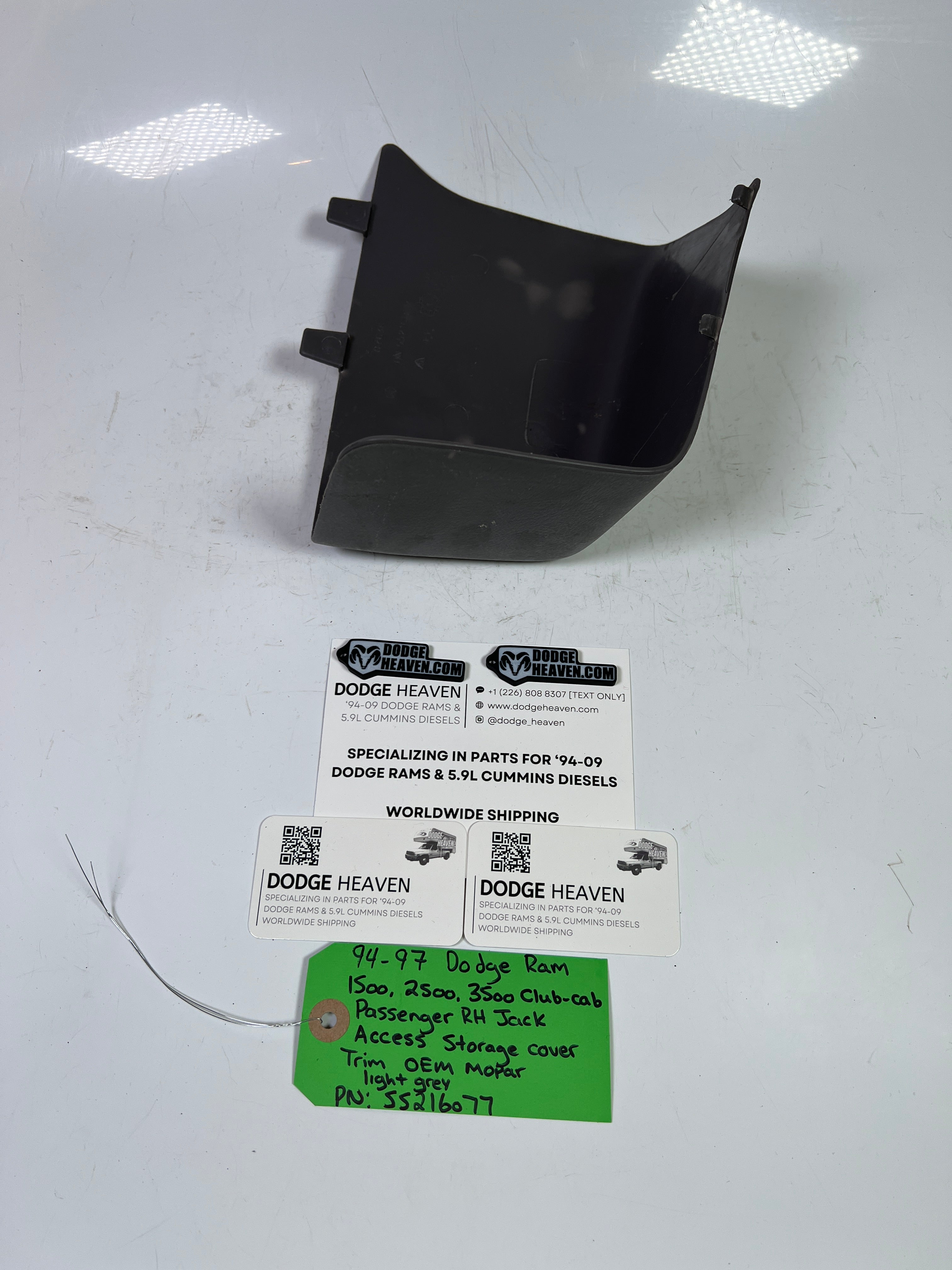 1994-1997 Dodge Ram 1500-3500 Club Cab Jack Access Storage Cover Light Grey