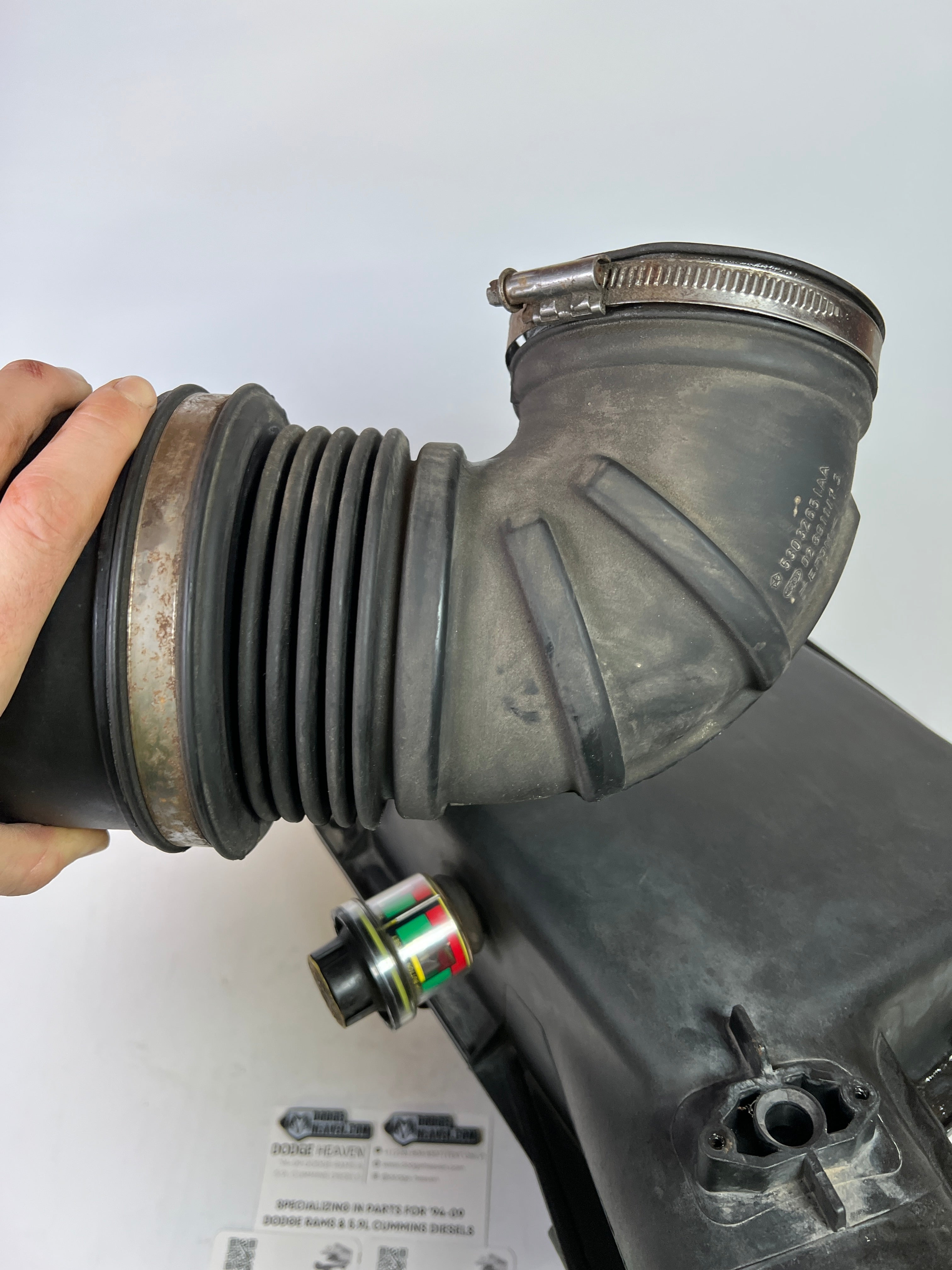 2003-2004 Dodge Ram 5.9L CR Cummins Air Filter Box & Intake Tube Assembly