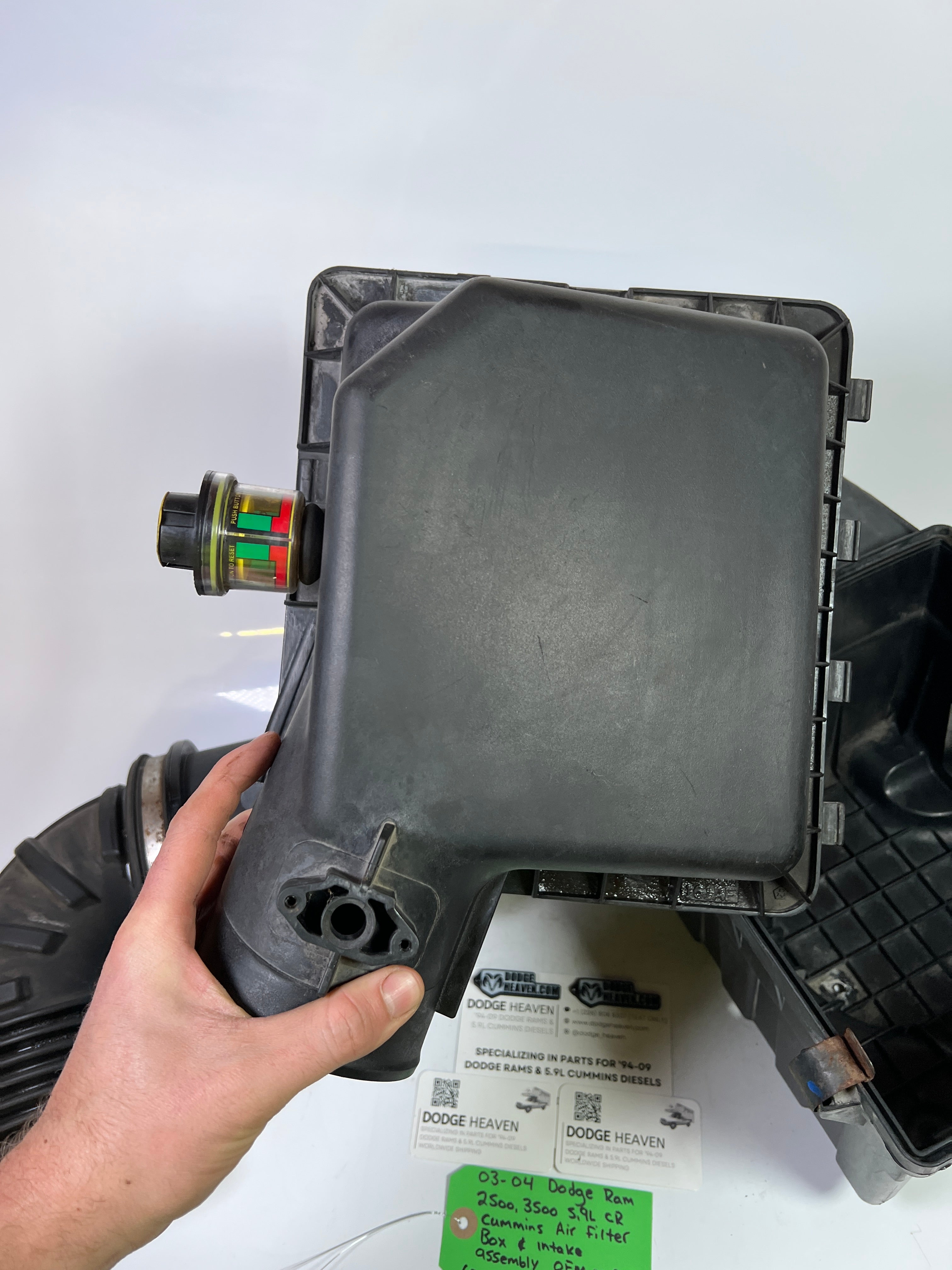 2003-2004 Dodge Ram 5.9L CR Cummins Air Filter Box & Intake Tube Assembly