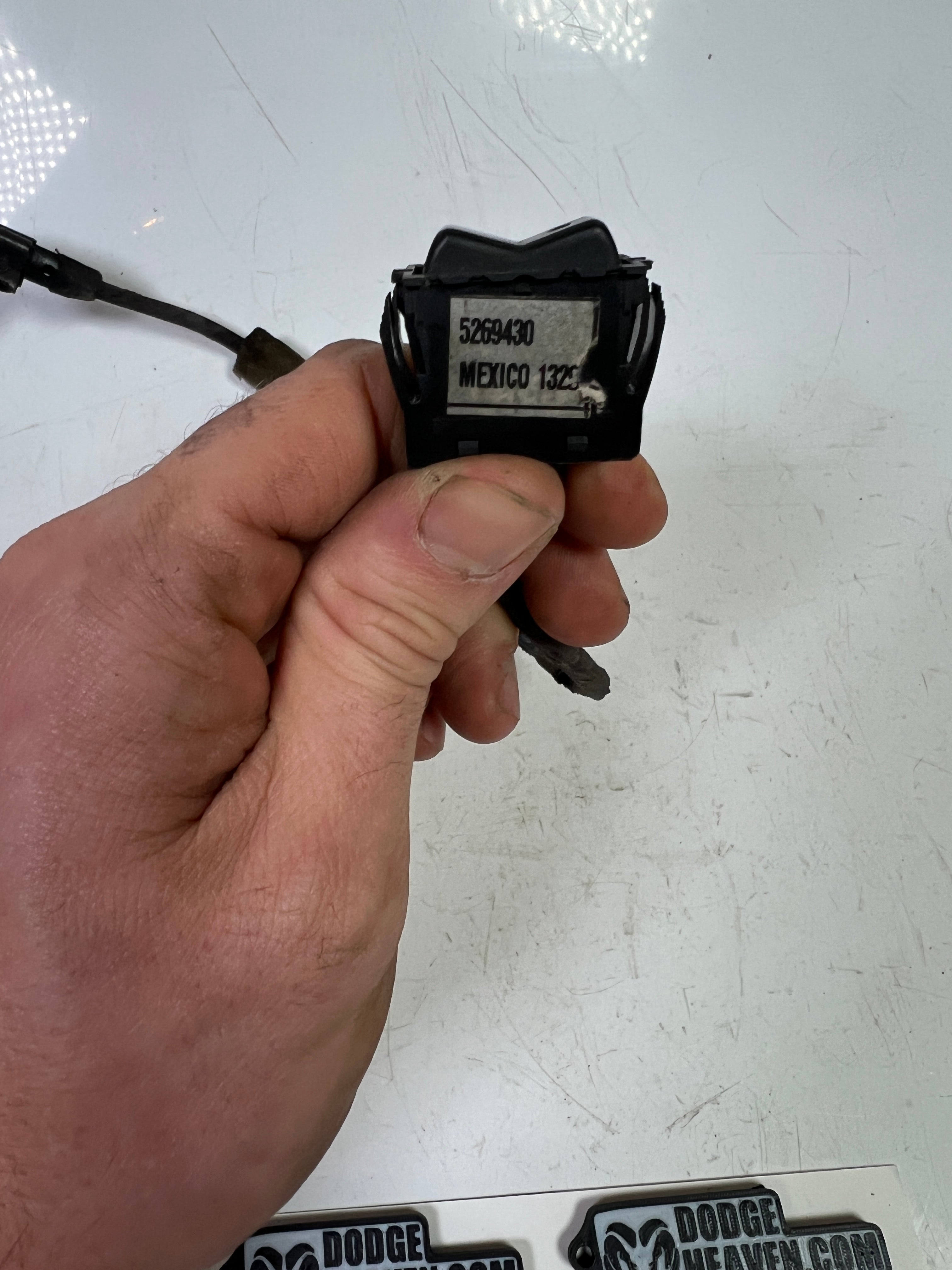 1999-2002 Dodge Ram 1500-3500 Fog Light Switch