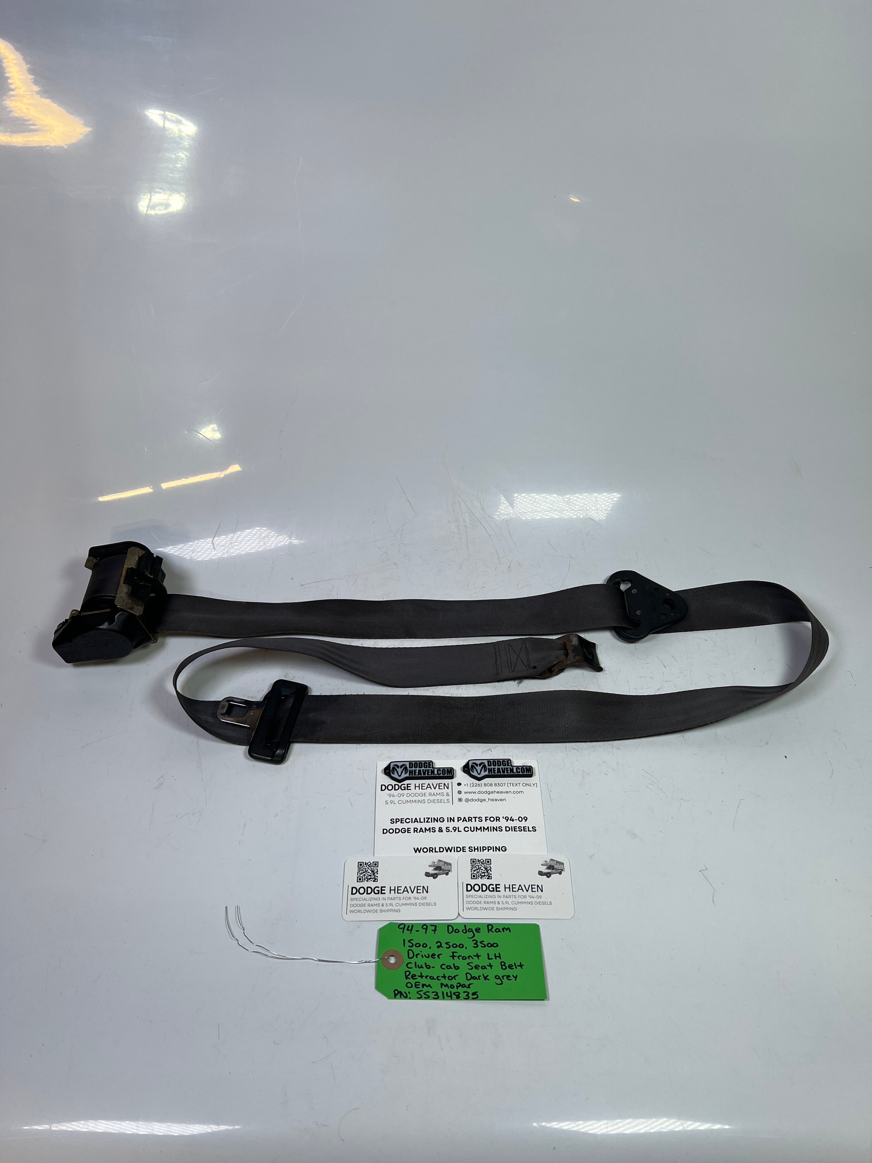 1994-1997 Dodge Ram Front Driver Club Cab Seat Belt Retractor