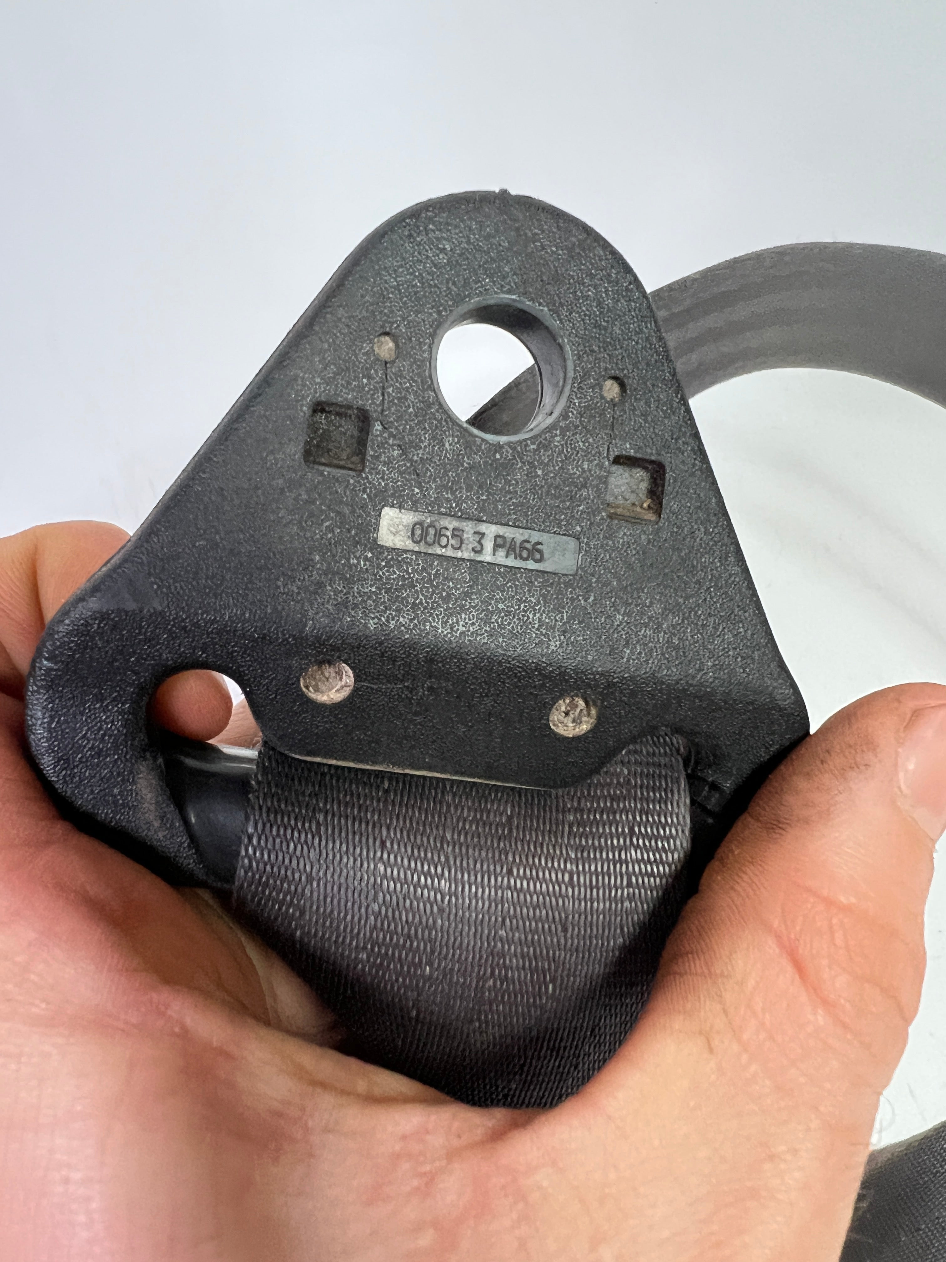 1994-1997 Dodge Ram Front Driver Club Cab Seat Belt Retractor