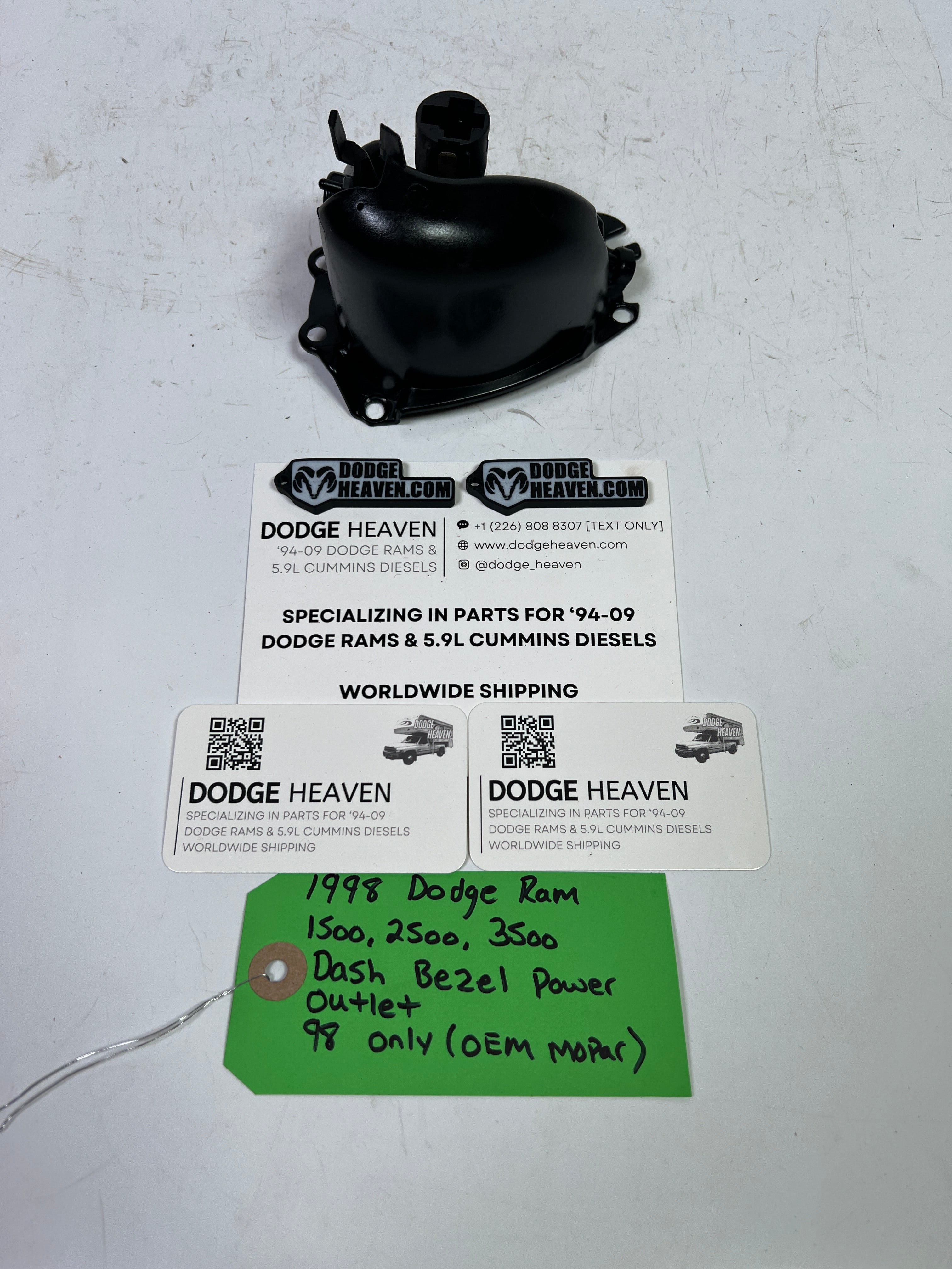 1998-1998 Dodge Ram 1500-3500 Dash Bezel Power Outlet