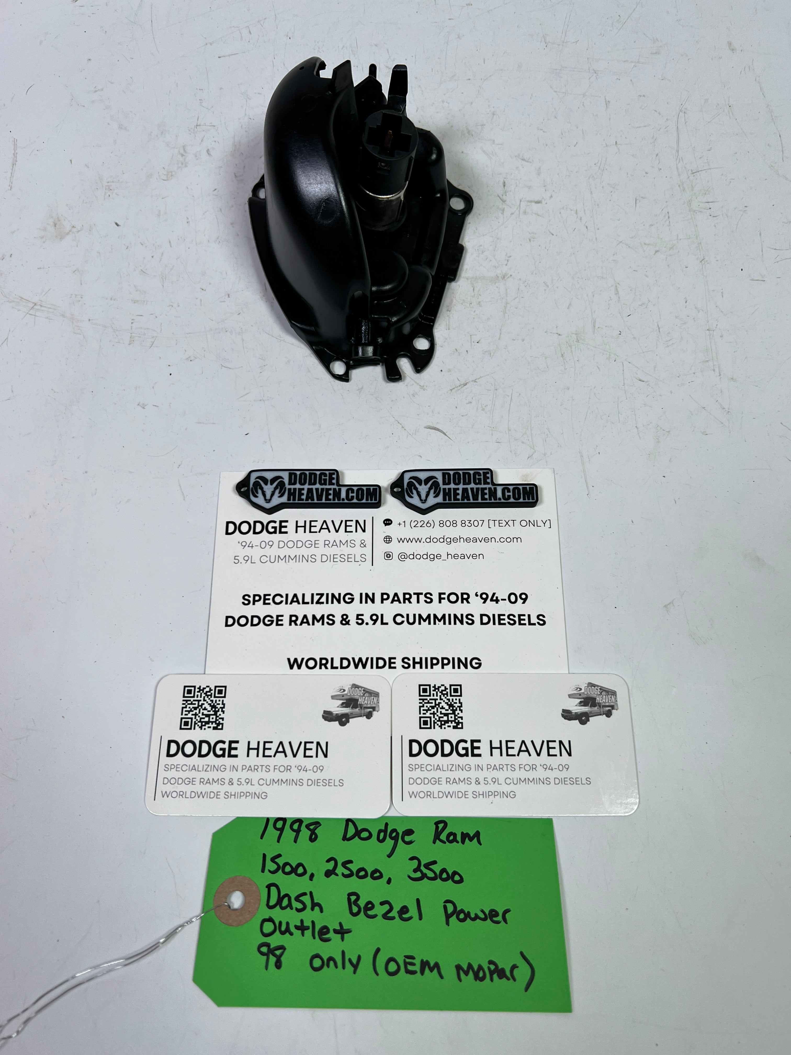 1998-1998 Dodge Ram 1500-3500 Dash Bezel Power Outlet