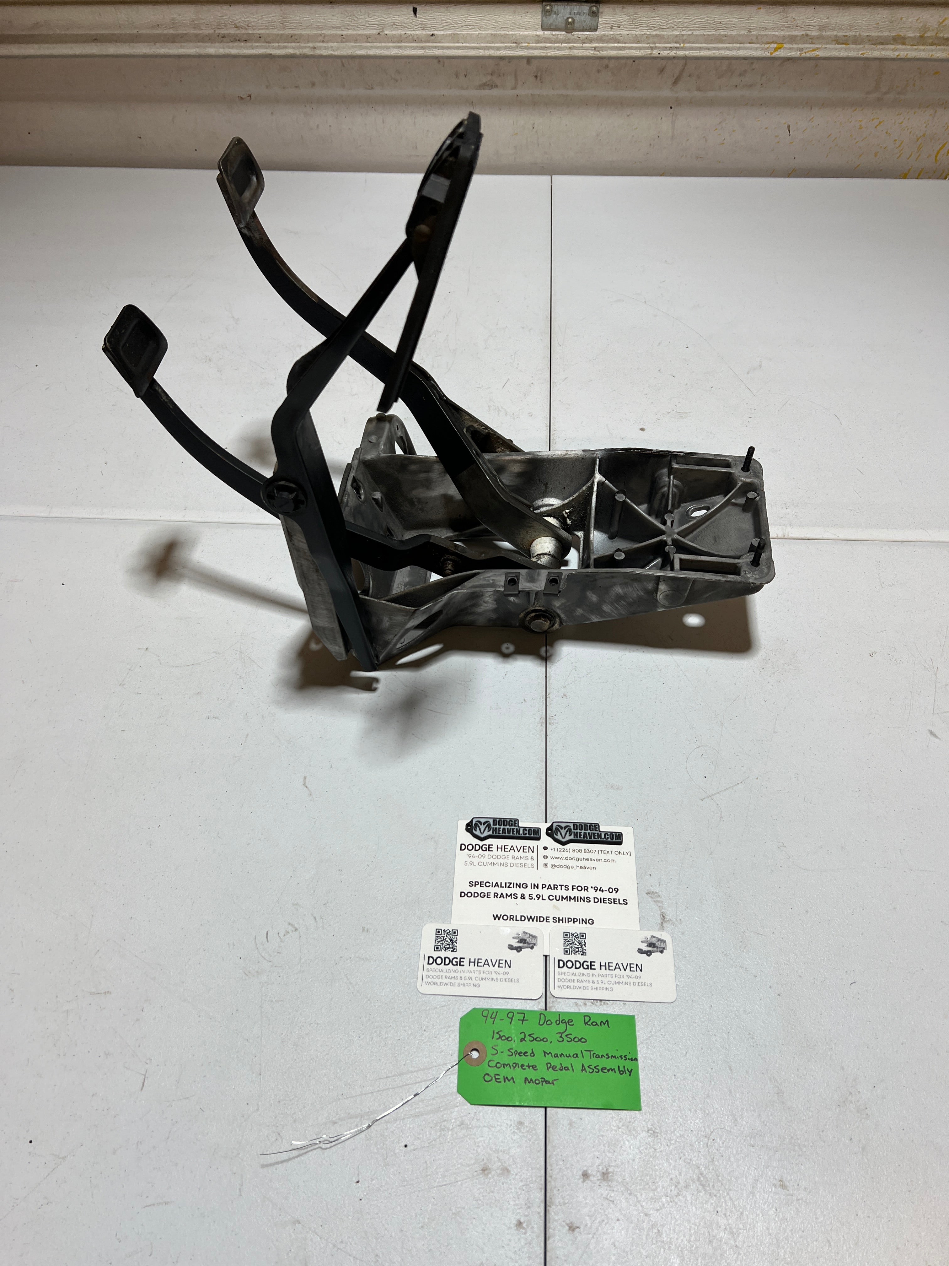 1994-1997 Dodge Ram 1500 2500 3500 Manual Transmission Clutch Pedal Assembly